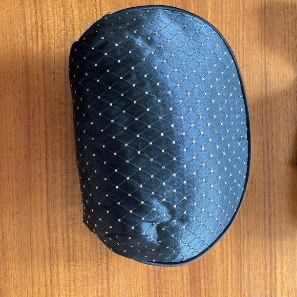 Vintage Eaton's travel kit - Picture 1 of 7